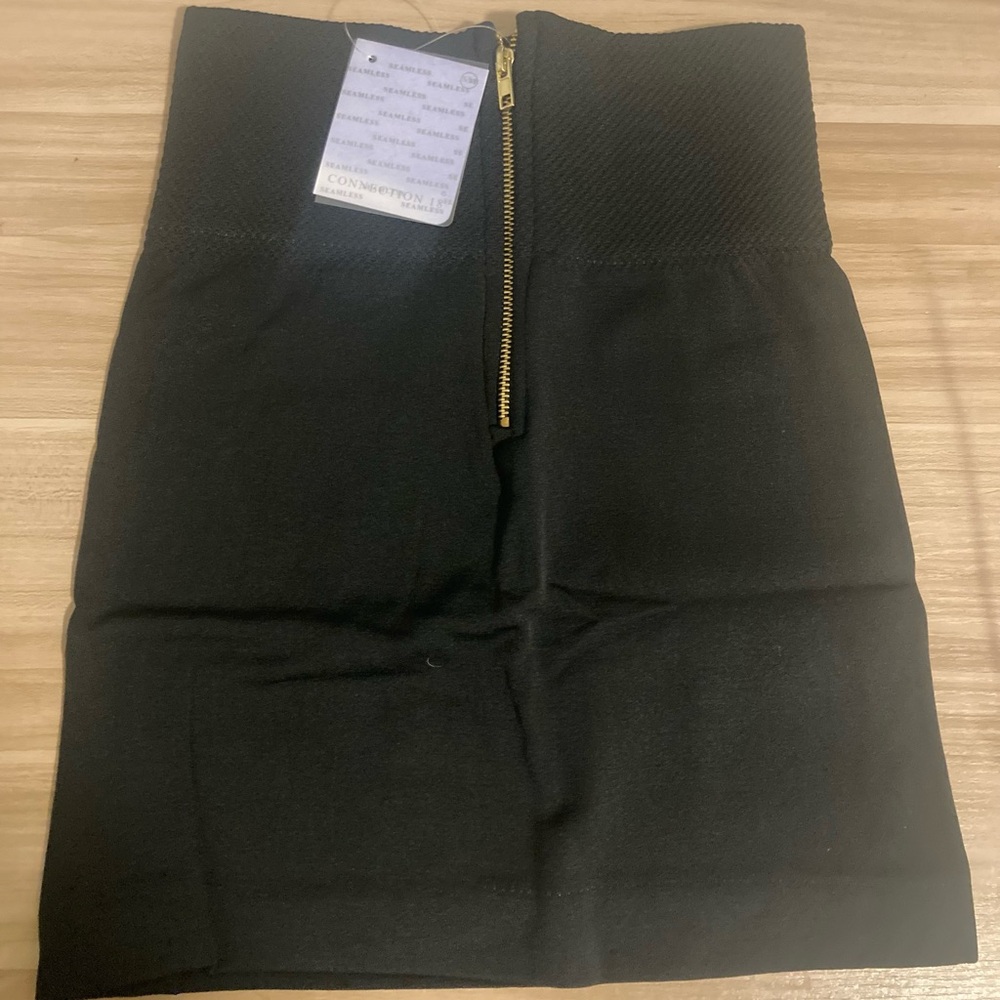NEW spandex mini Skirt S M Fits Size 2-8 Zipper Shapewear black connection 1